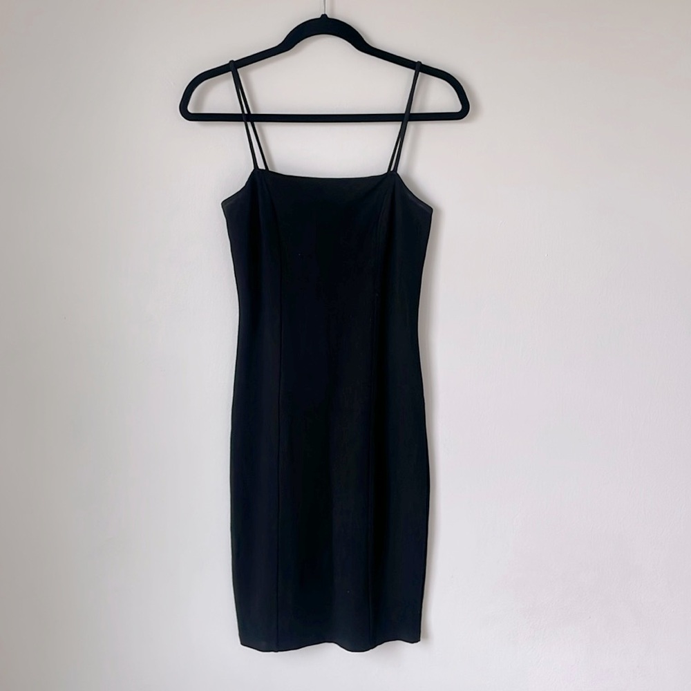Forever 21 Midi Dress in Black - Size: M